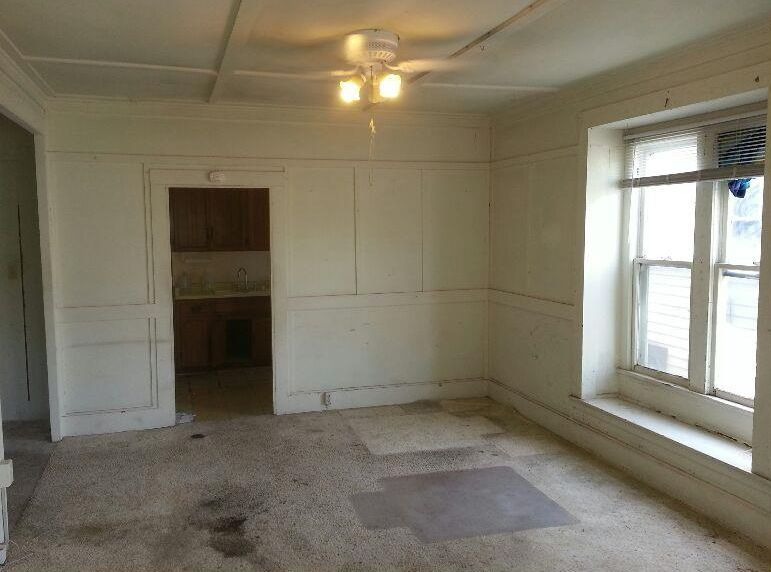 imgi_4_lv-room-2_orig